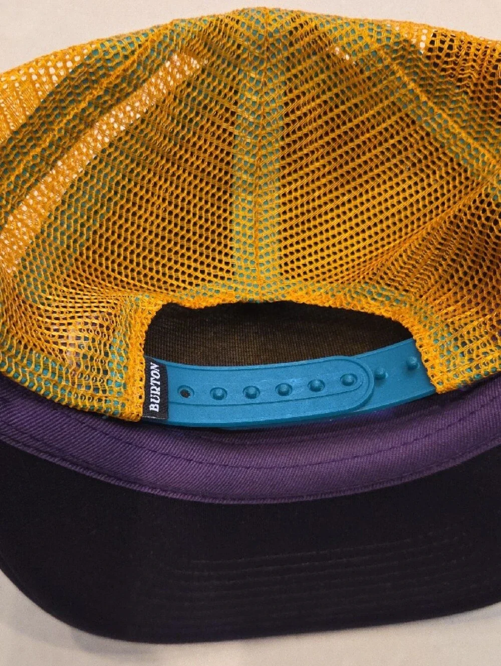 Burton colorful trucker